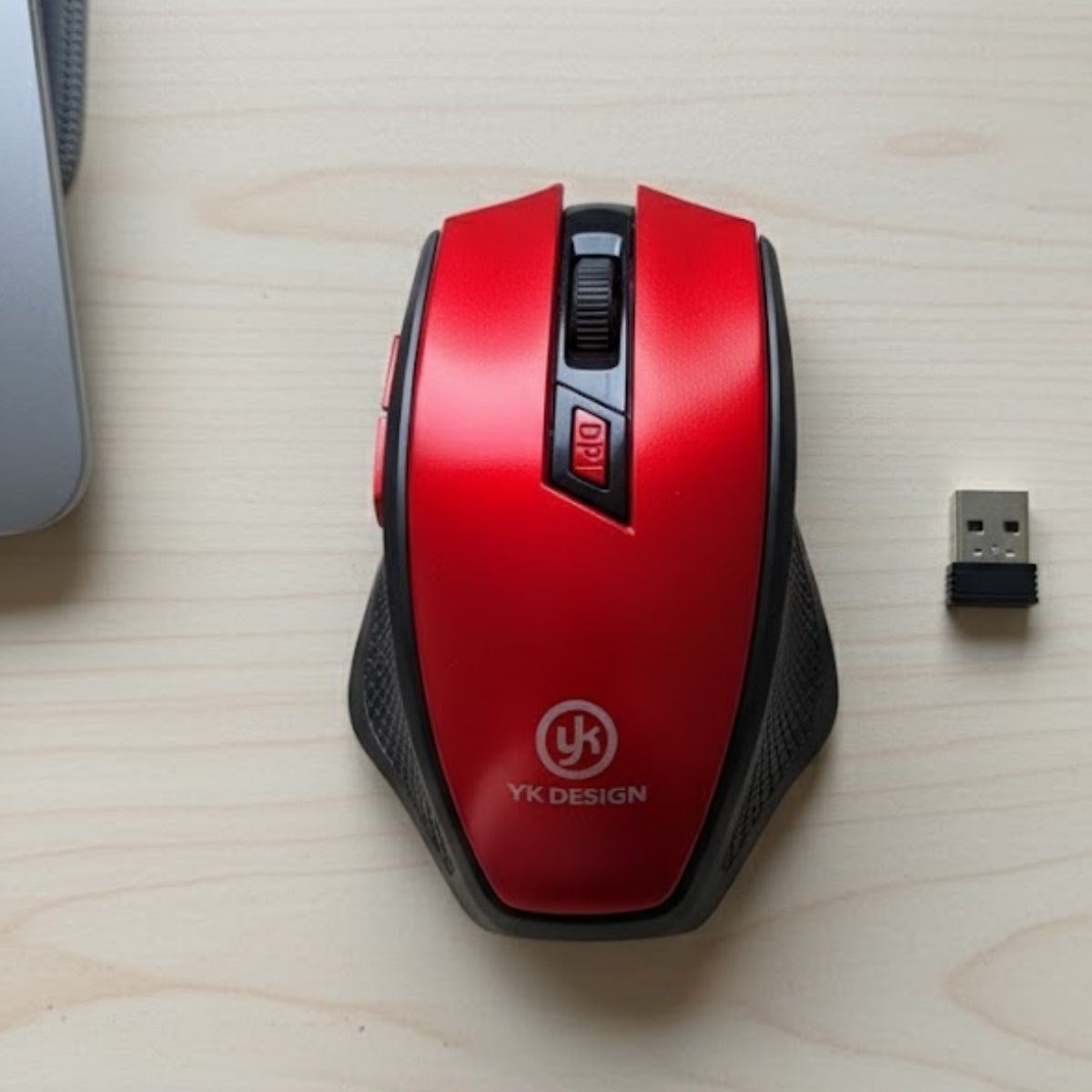 ANKAVERSE® Kırmızı Renkli Baş Parmak Destekli Ergonomik Sessiz Kablosuz Mouse – USB Alıcılı, Ofis ve Oyun İçin Konforlu Bilgisayar Faresi MS6300
