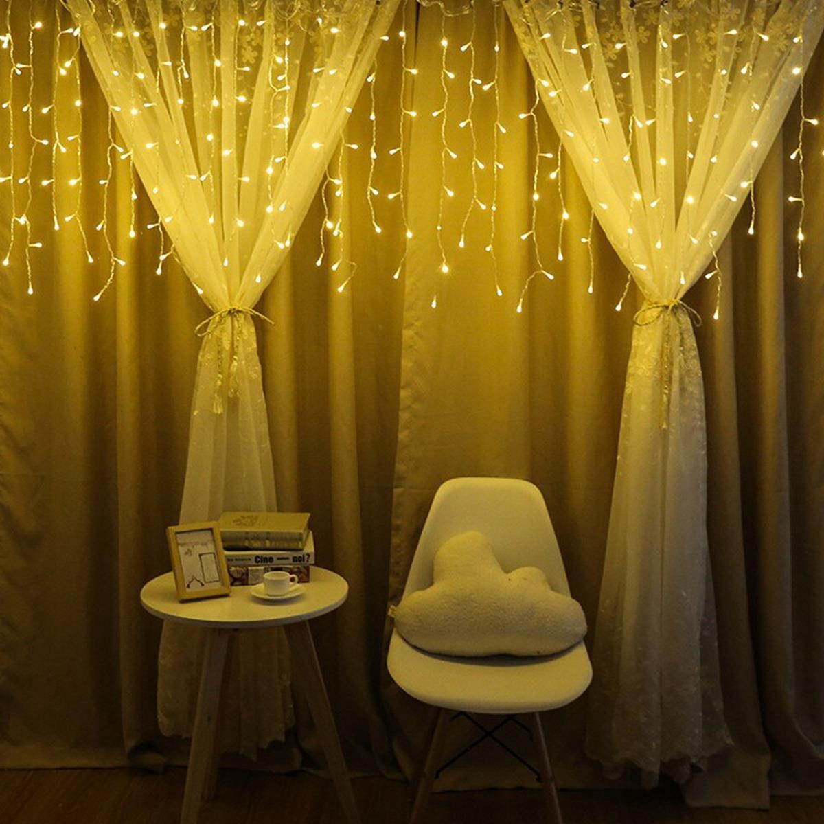 8 Fonksiyonlu 16 Saçaklı Perde Led 3 x 1 (Günışığı) (5286)