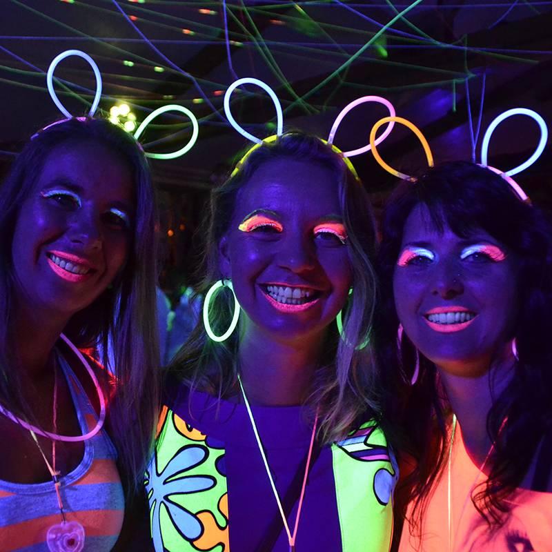 Karanlıkta Parlayan Fosforlu Glow Taç Fosforlu Renkli Taç 6 Adet (5286)