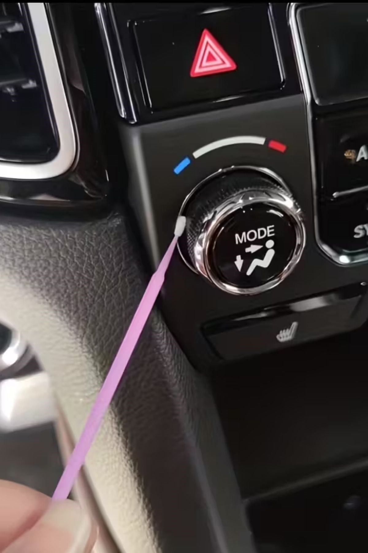 ANKAVERSE® 100’lü Mini Tek Kullanımlık Araba Rötüş Fırçası –İnce Uçlu Yumuşak Kıllı Boya Uygulayıcı, Otomotiv Detaylandırma