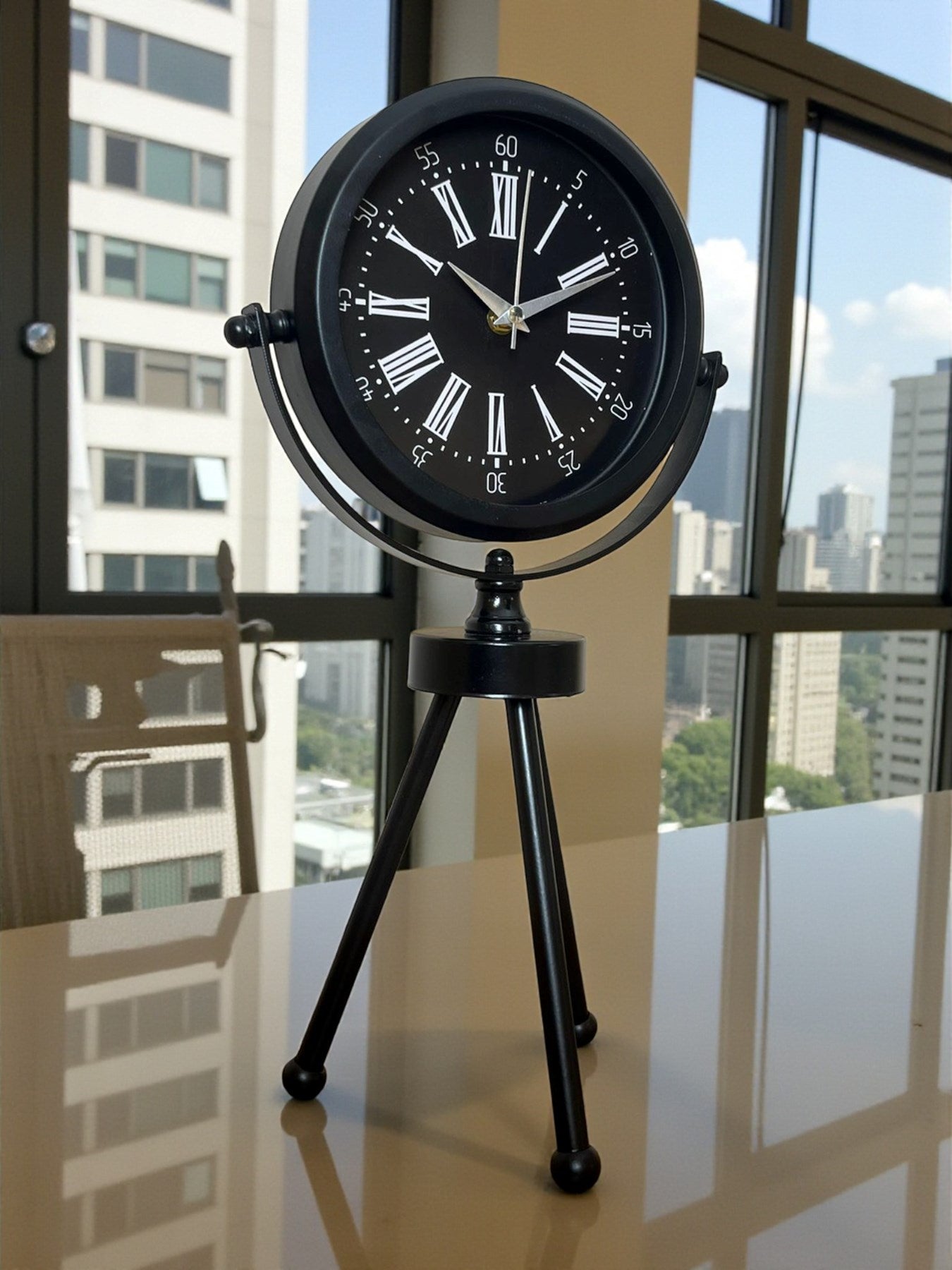 Zentime Heritage Black Üç Ayaklı Metal Masa Saati