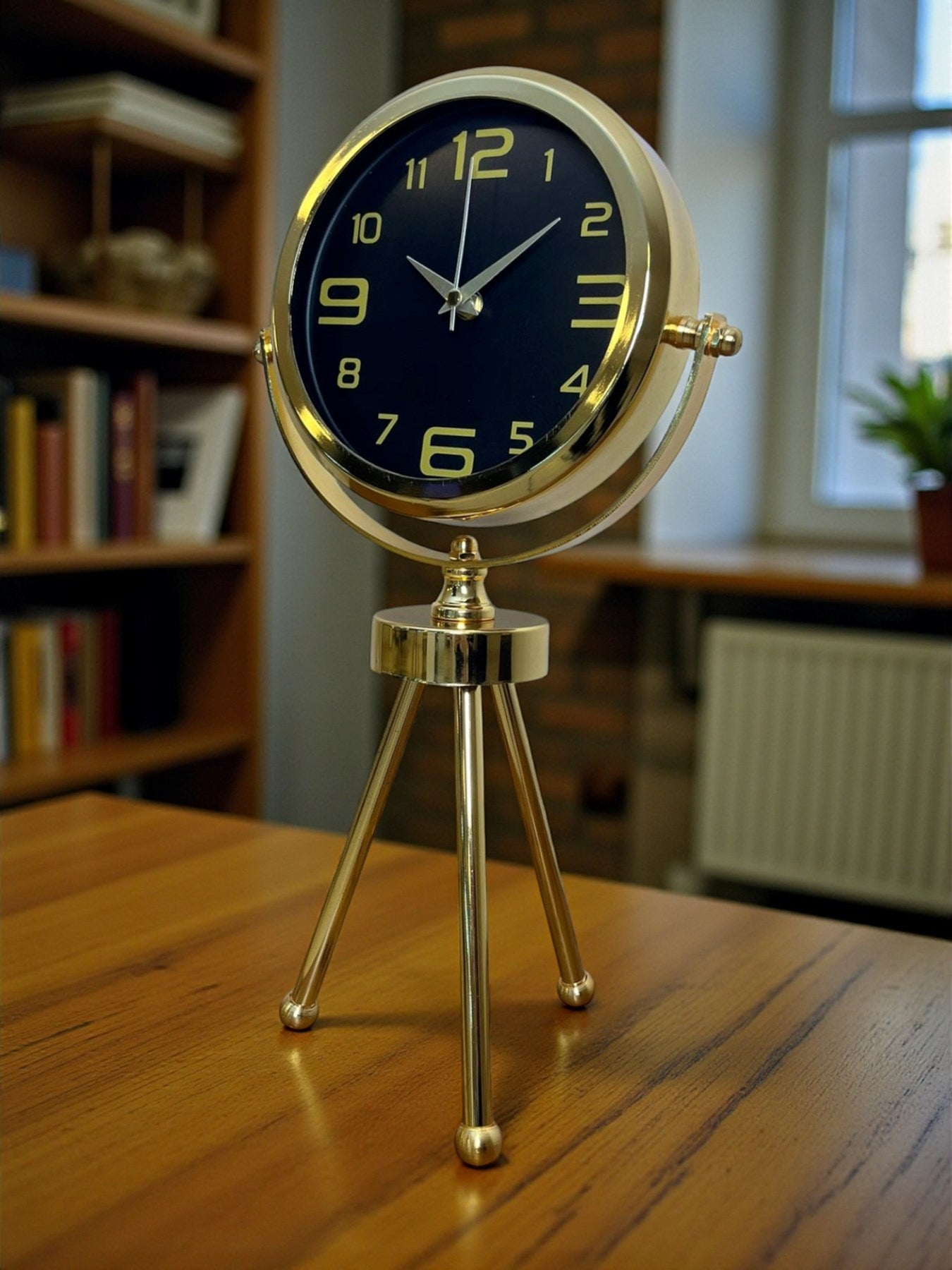 Zentime Vintage Prestige Üç Ayaklı Metal Masa Saati