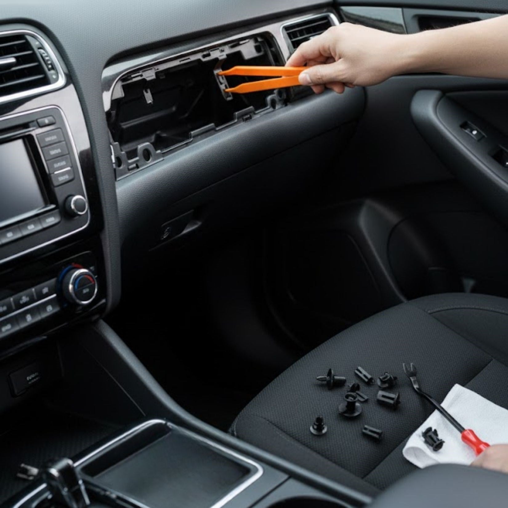 ANKAVERSE® 630 Adet Trim Klips Seti – Oto Panel, Kapı Döşeme, Tampon ve Pervaz İçin Evrensel Raptiye Bağlantı Elemanları