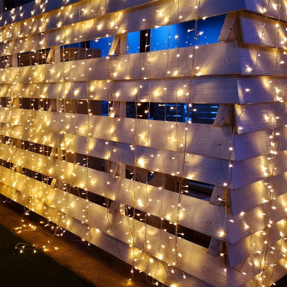 ANKAVERSE® 2x2m 320 LED 8 Fonksiyonlu Dekoratif Günışığı Perde Işığı