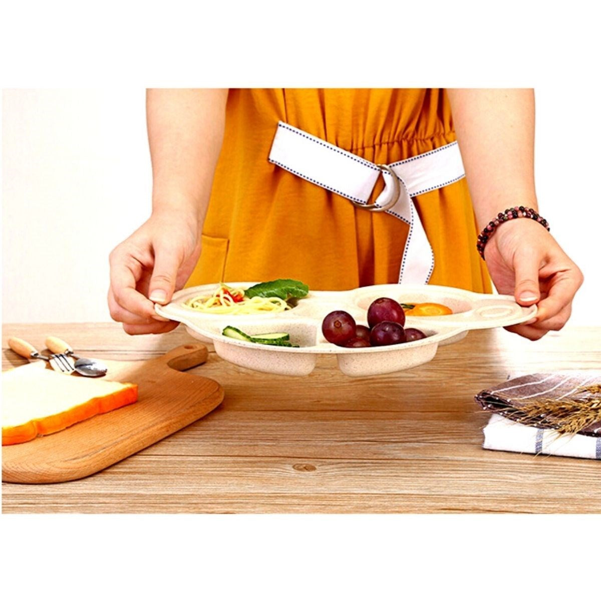 ANKAVERSE® Araba Şeklinde Eğlenceli Bebek Mama Tabağı