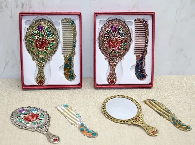 Gül Tasarimi Ayna Ve Tarak Seti Küçük Boy