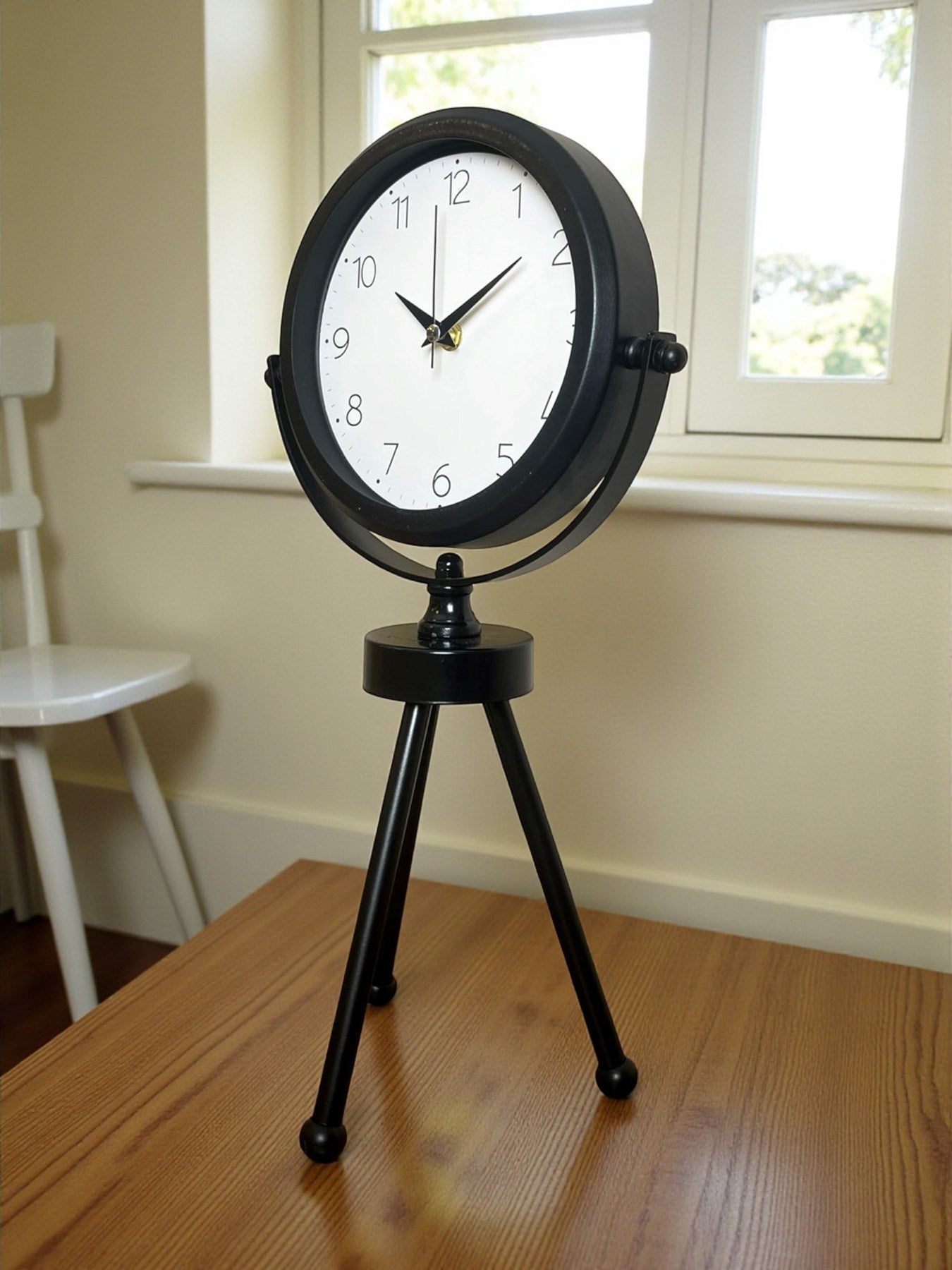 Zentime Black Classic Dekoratif Üç Ayaklı Masa Saati