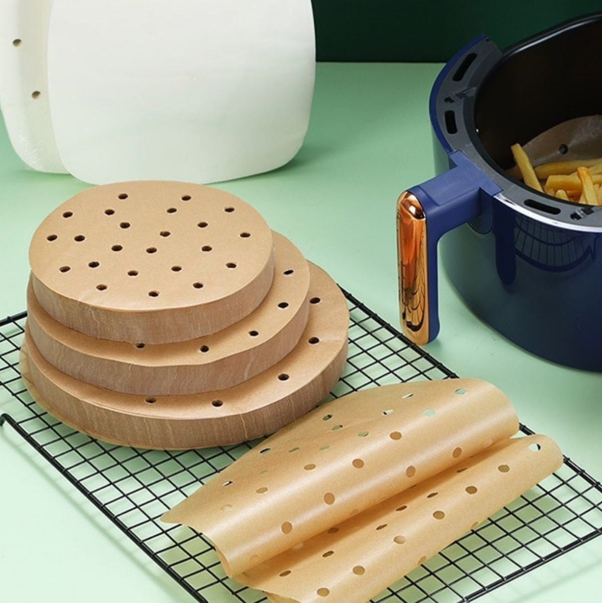 ANKAVERSE® 50'li Delikli Air Fryer Pişirme Kağıdı