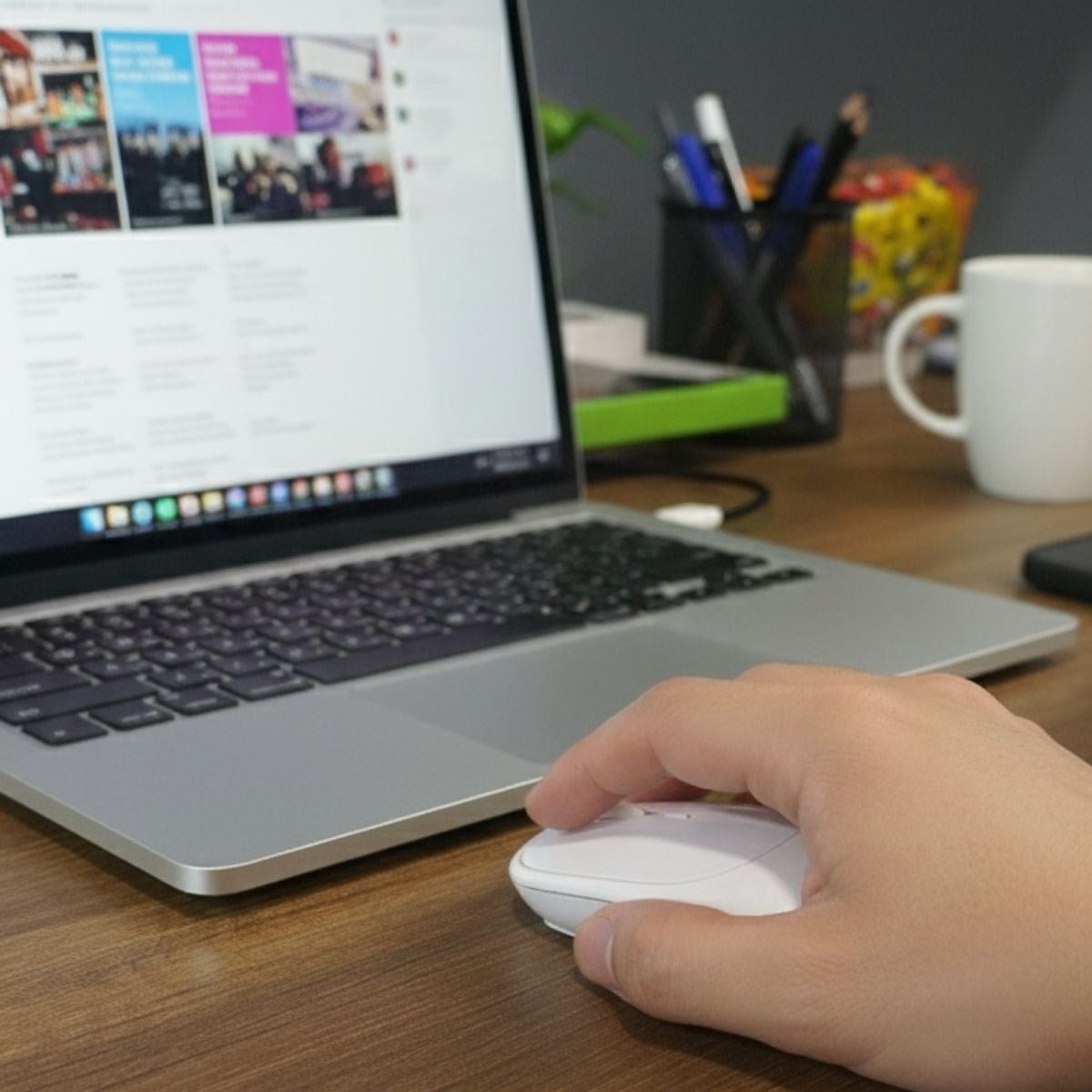 Beyaz Renkli Ergonomik Sessiz Kablosuz Mouse – USB Alıcılı, Ofis ve Oyun İçin Konforlu Bilgisayar Faresi MS6310 (5286)