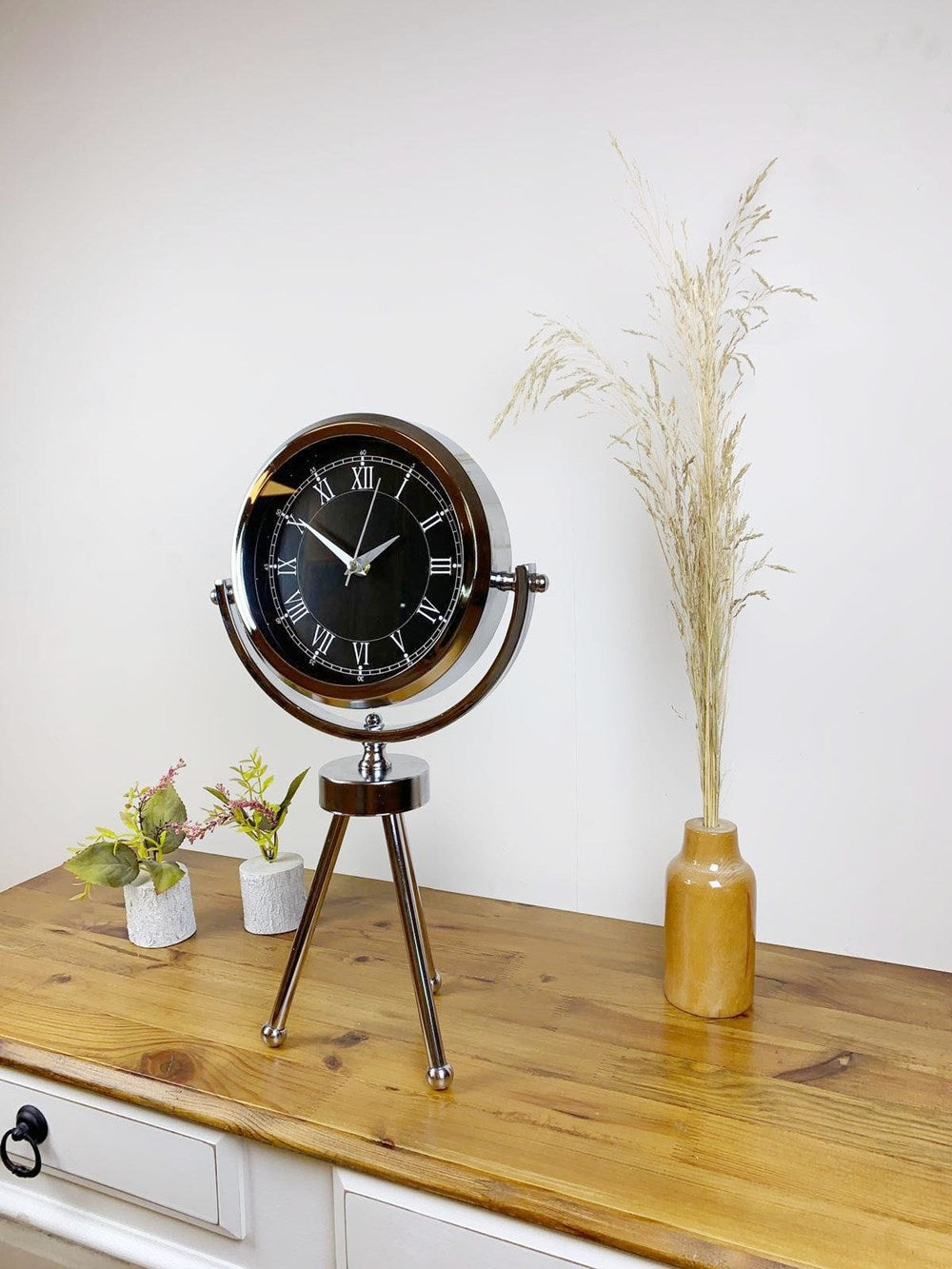 Krom Metal Mini Tripod Siyah Retro Masa Saati 45×26 cm