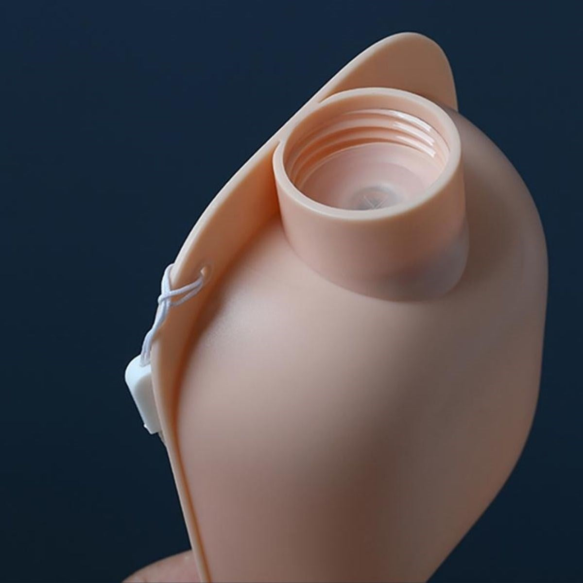 ANKAVERSE® Evcil Hayvan Plastik Yıkanabilir Taşınabilir Su Şişesi Bağlantılı Su Kabı
