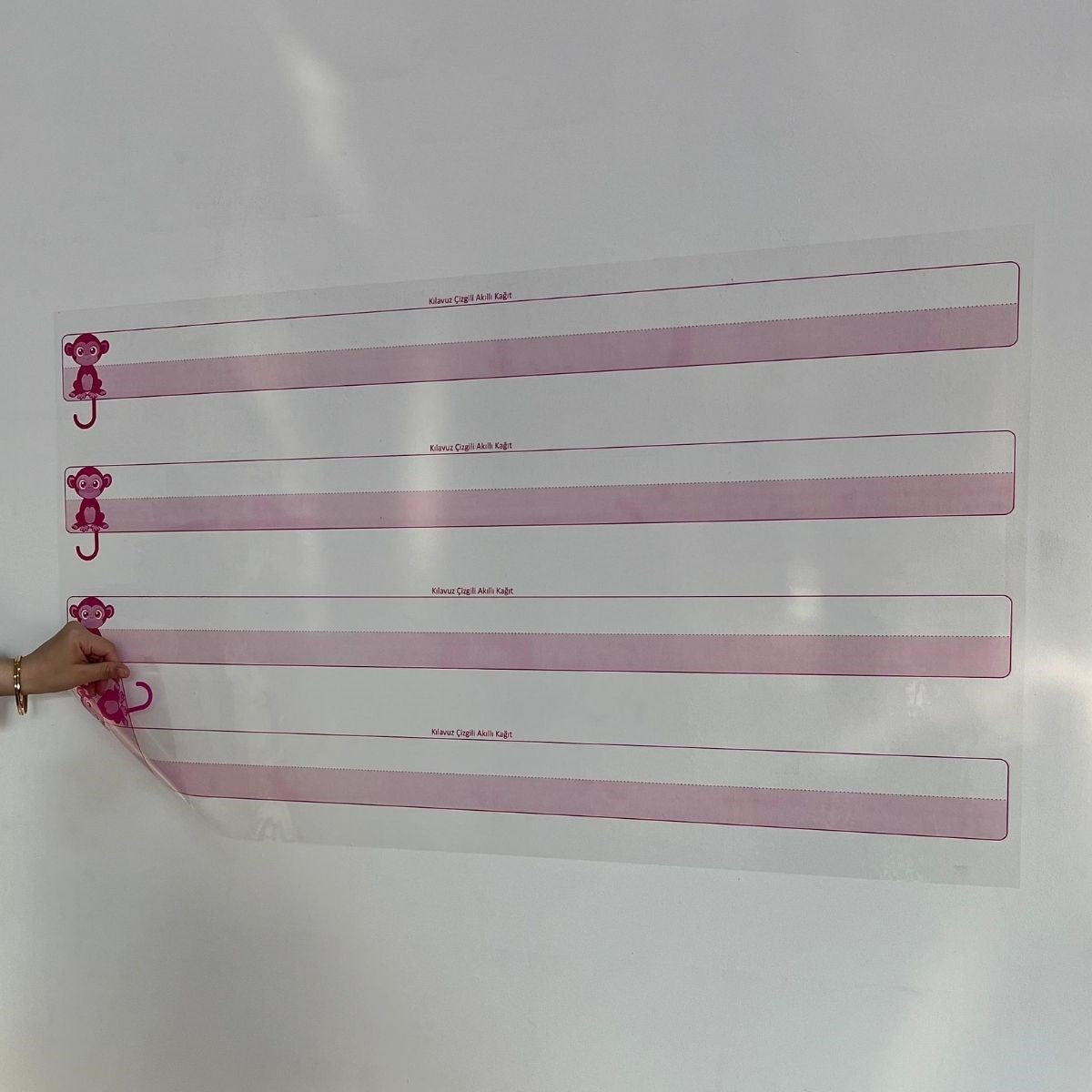 ANKAVERSE® Kılavuz Çizgili Akıllı Kağıt Yazı Tahtası Duvarda İz Bırakmaz Statik Yeni Müfredata Uygun 100x56cm