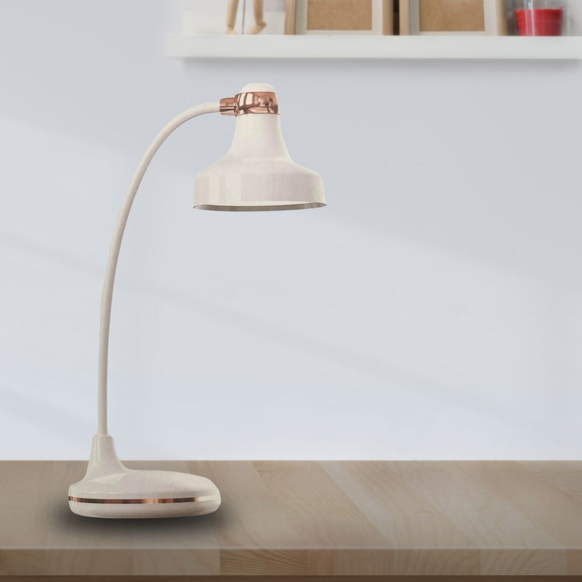 ANKAVERSE® Dokunmatik 3 Farklı LED Işıklı Çalışma Masası Üstü Lamba