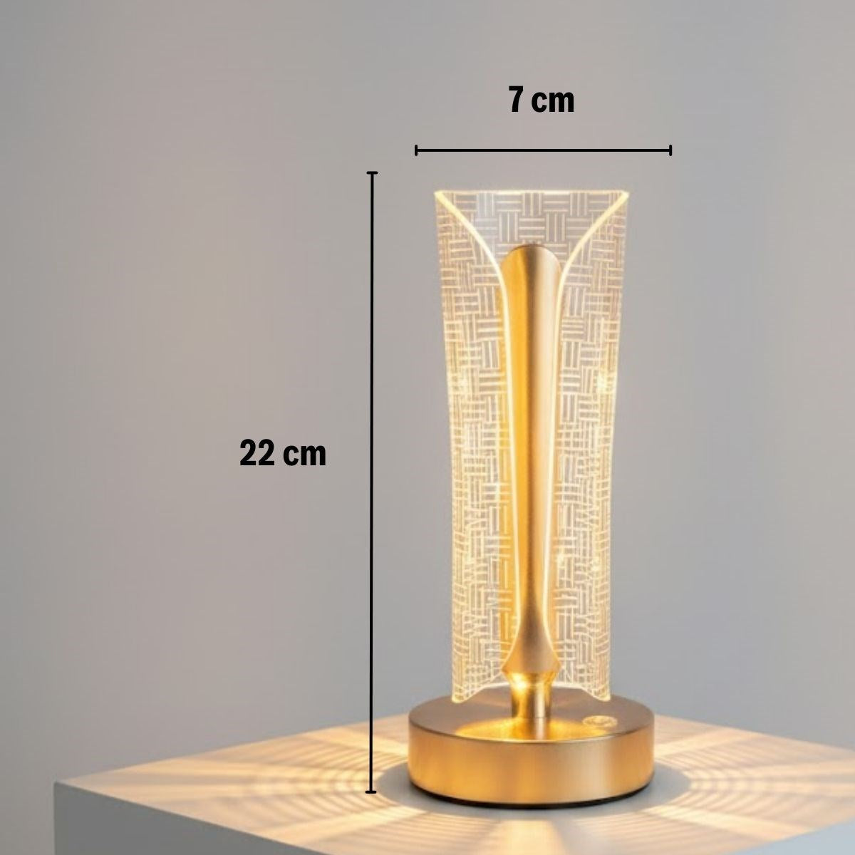 İki Yandan Kavisli Silindirik Çizgi Model Kristal LED Masa Lambası – Dokunmatik, 3 Renk Işık Modlu, Şarjlı Dekoratif Gece Lambası (5286)