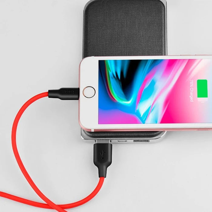 HOCO X21 USB to iPhone Lightning 2A Silikon Hızlı Şarj ve Data Kablosu-(5775) - Siyah-Kırmızı