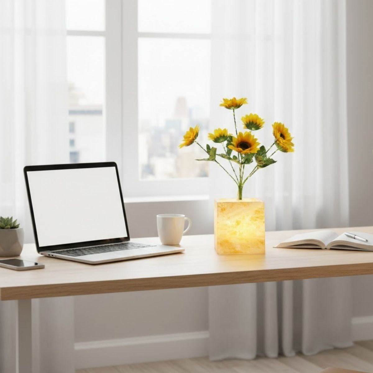 Işıklı Yapay Çiçek – Sarı Saksılı LED Dekoratif Bitki, Masaüstü ve Ev Ofis Aydınlatmalı Süs Bitkisi (5286)