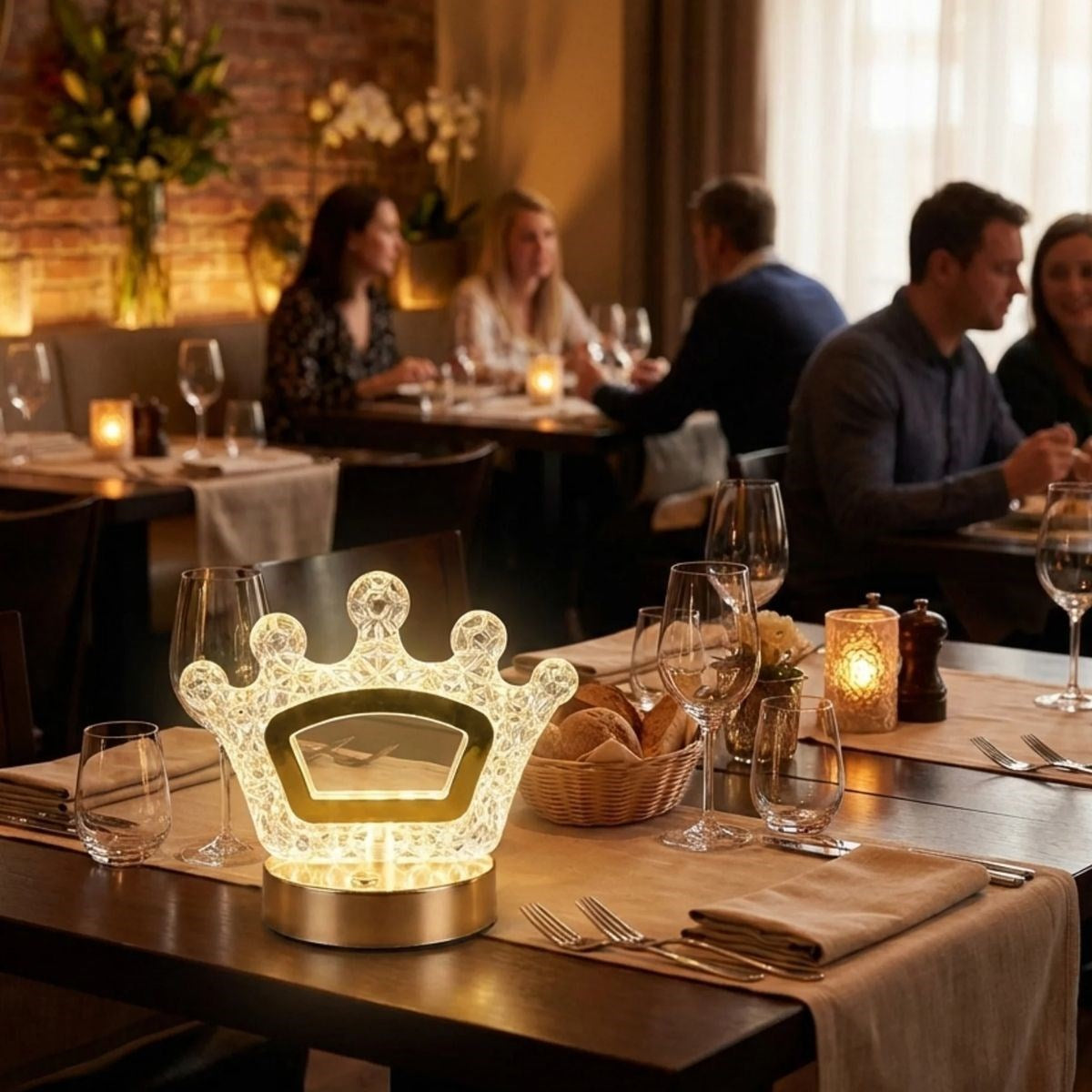Kral Tacı Model Kristal LED Masa Lambası – Dokunmatik, 3 Renk Işık Modlu, Şarjlı Mini Dekoratif Gece Lambası (5286)