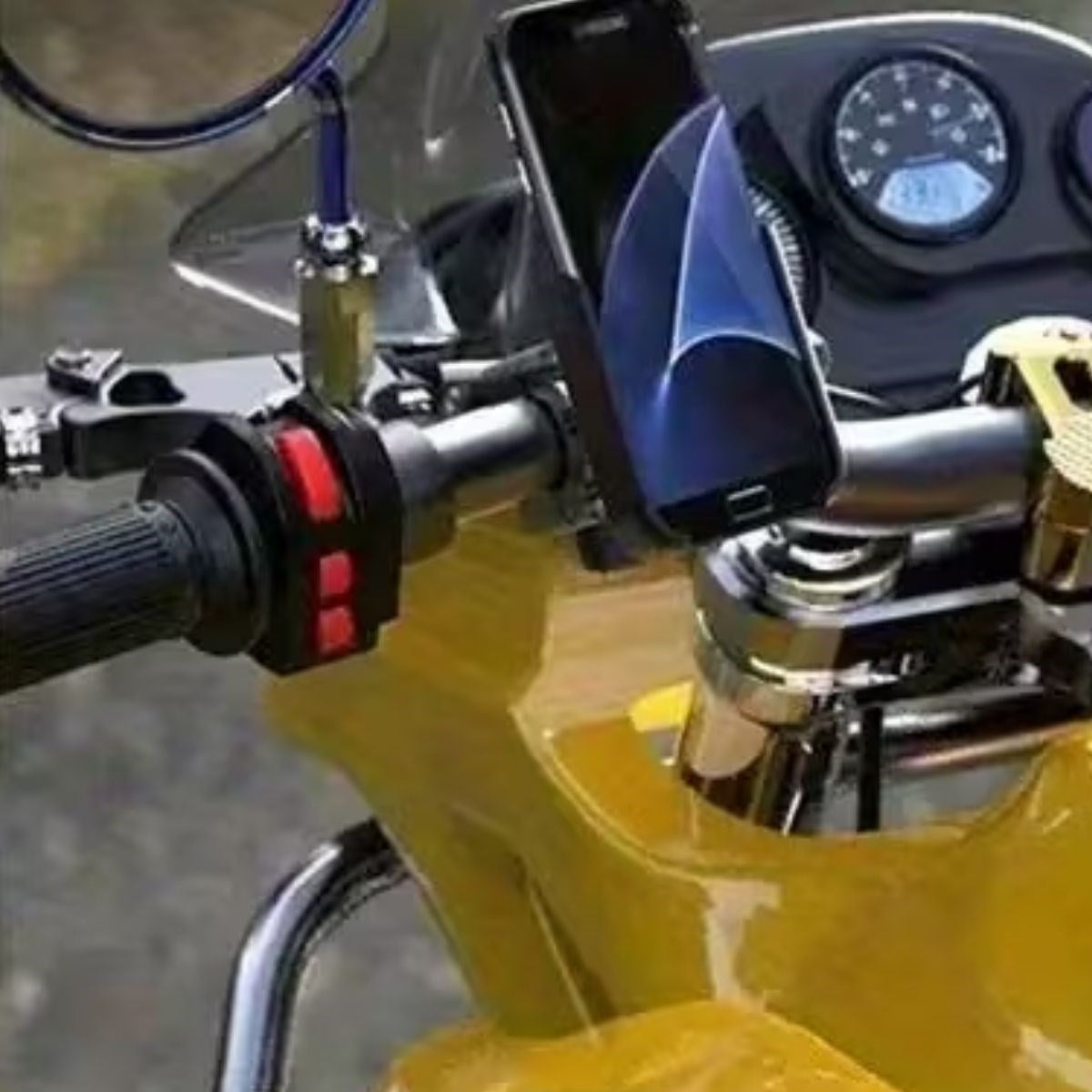 Motosiklet Gidon Telefon Tutucu–360° Döner, Kaymaz Sabitleme Sistemli, Sarsıntı Önleyici Telefon Tutucu Aparat (5286)