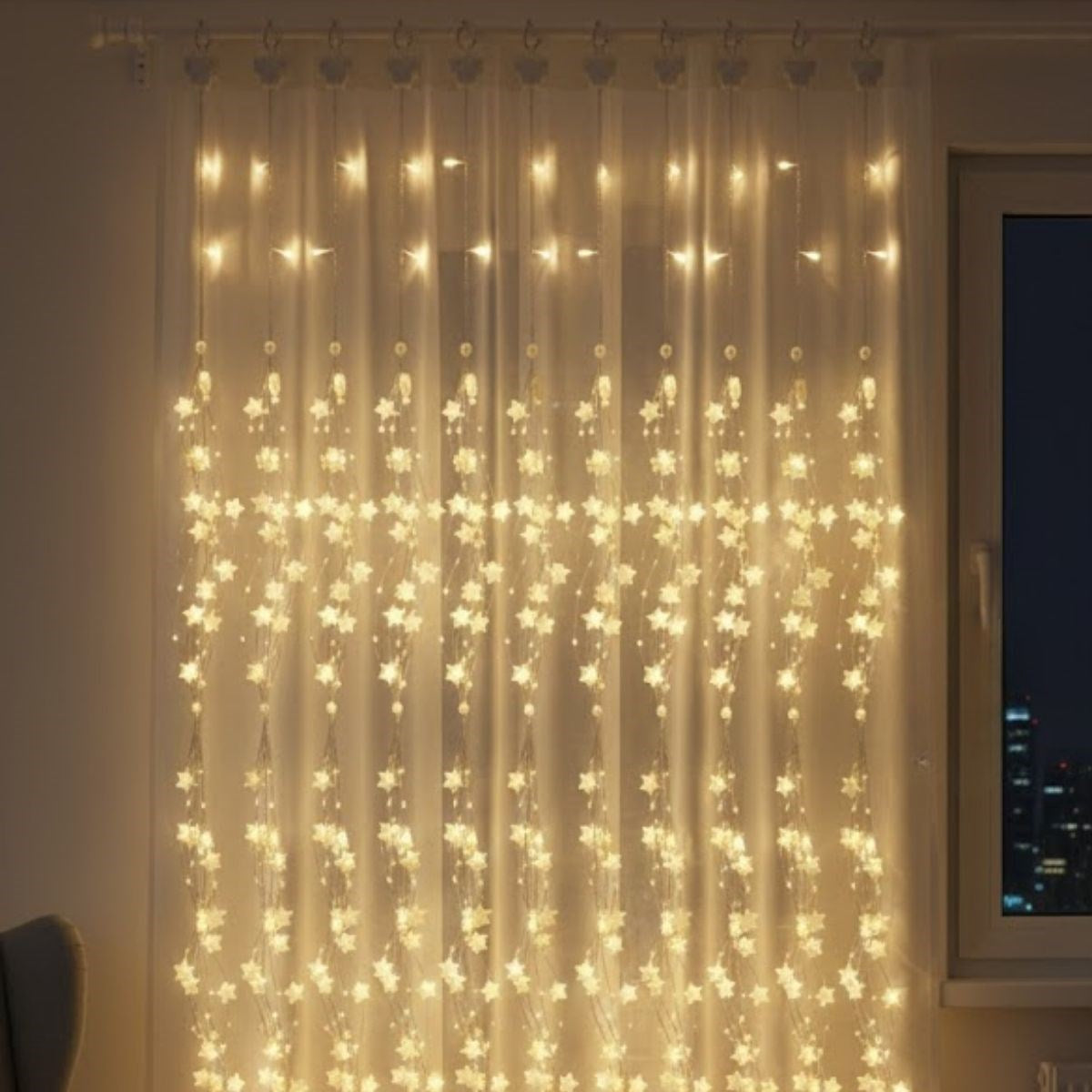 Saçaklı 3*3 Metre Yıldız Boncuklu Dekor Led USB Ev, Oda ve Organizasyon Dekoru hakkında ürün açıklaması (5286)