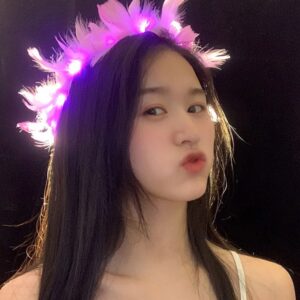 Led Işıklı Rengarenk Yanan 3 Fonksiyonlu Otrişli Parti Tacı Pembe Renk 12x12 cm (5286)